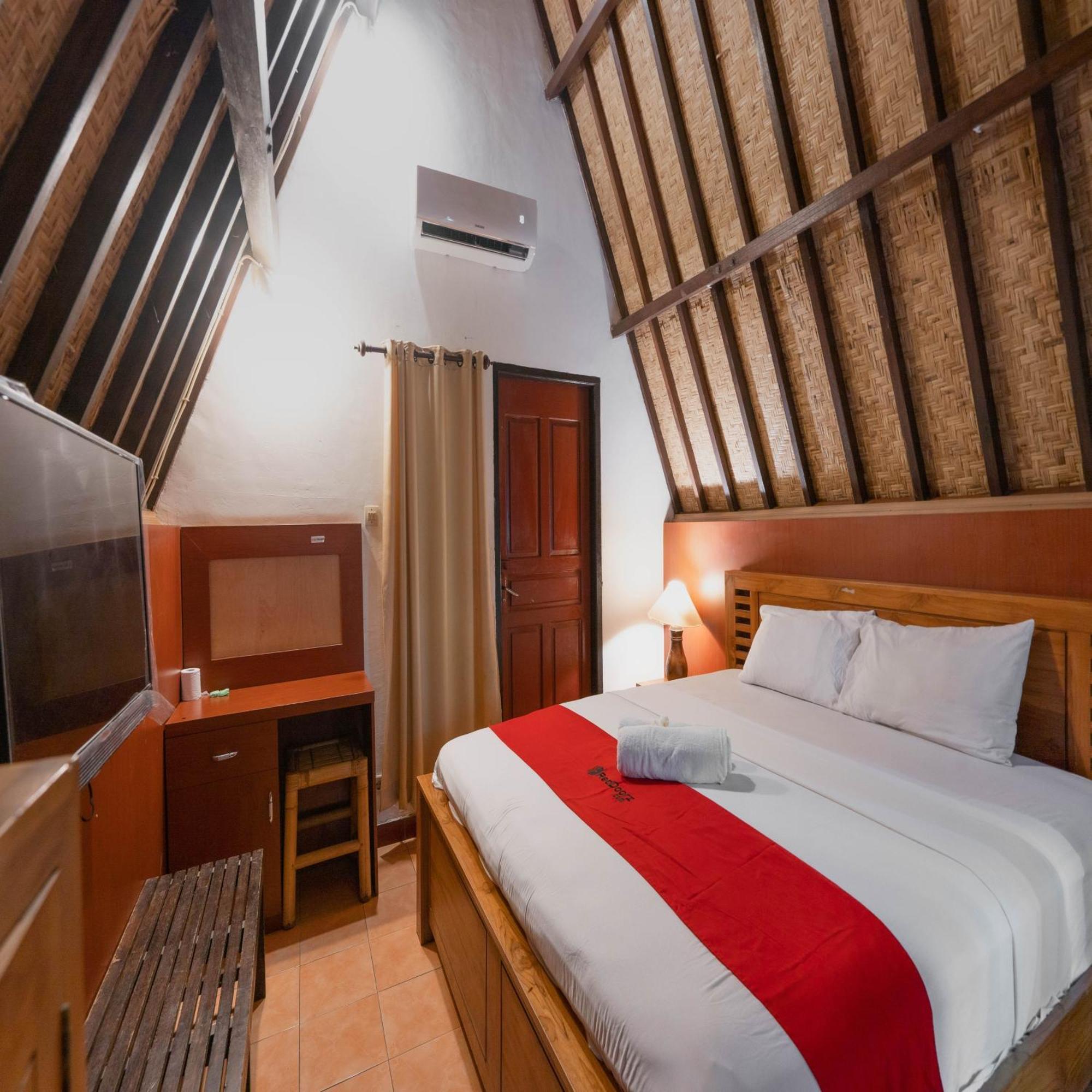 Reddoorz At Ocean 2 Gili Trawangan Hotel Екстериор снимка